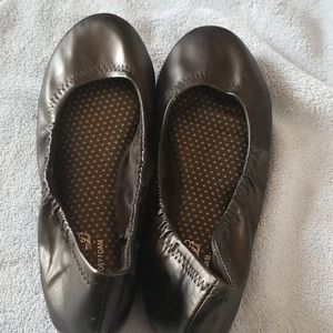 Faded Glory Memory Foam Scrunch Flats in black